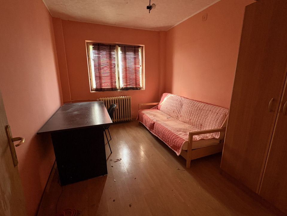 Apartament 3 Camere Aparatorii Patriei metrou 4 minute bloc 1987 2 bai
