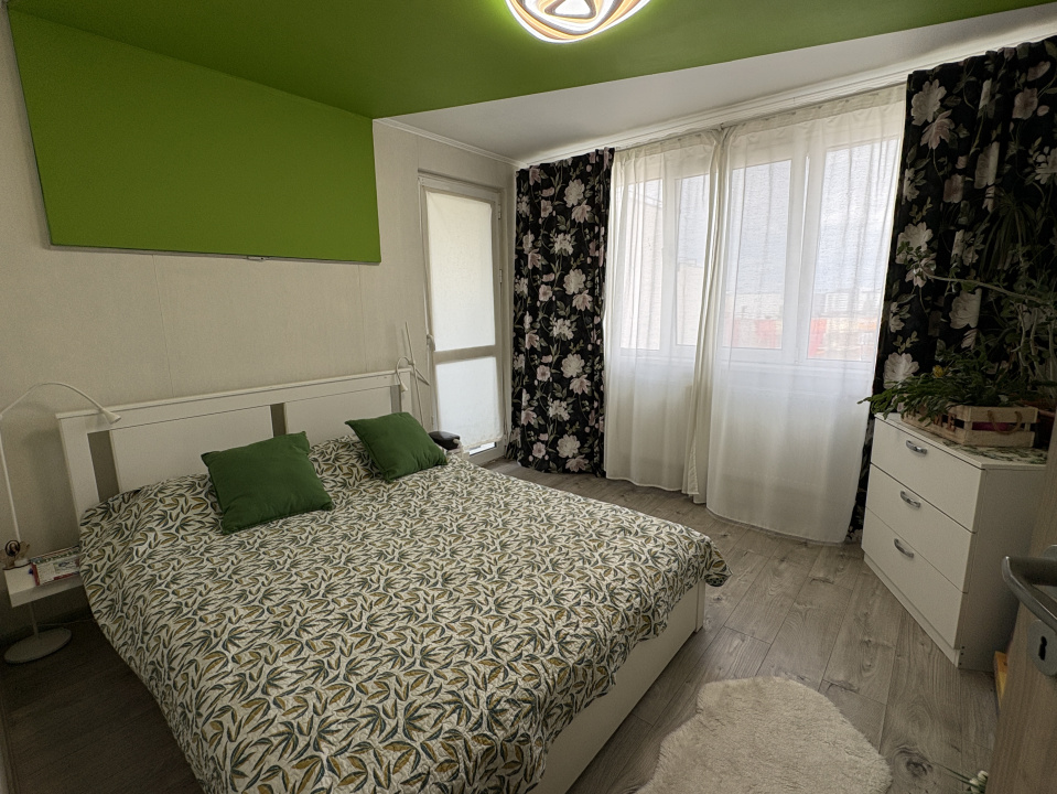 Apartament 3 camere Titan 1 Decembrie renovat bloc anvelopat 