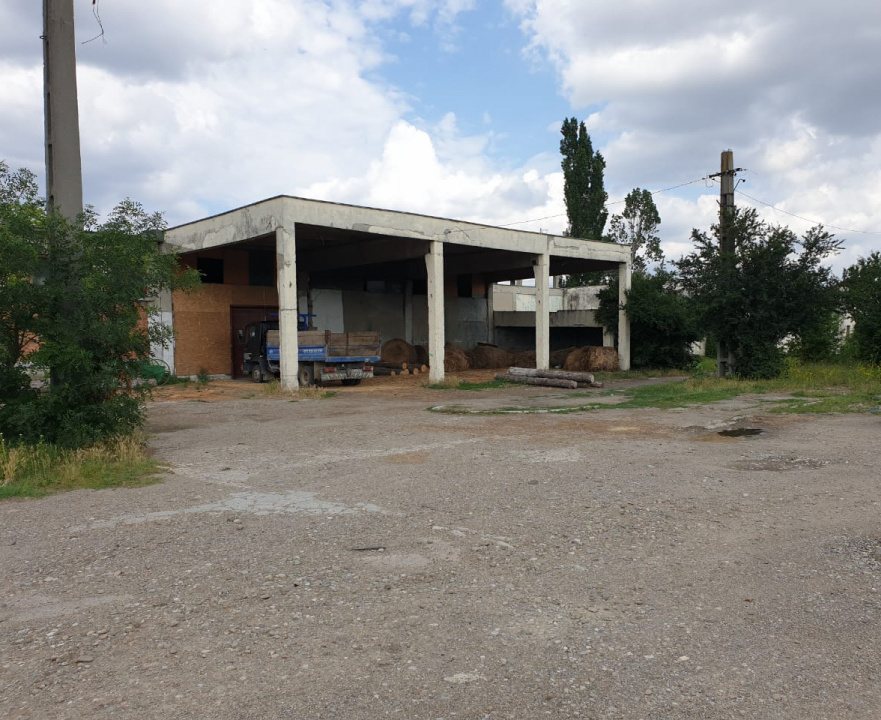 Buzau - Vernesti / Spatiu Industrial + Hale / Toate Utilitatile