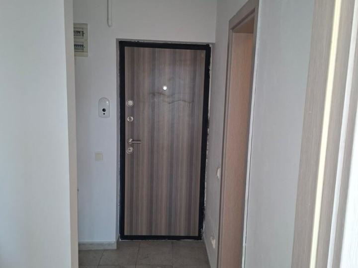 3 Camere Titan - 15 min metrou 1 Decembrie Etaj 3 Centrala Termica
