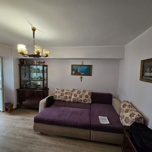 Apartament 3 camere Militari Gorjului Pacii balcon decomandat 77mp