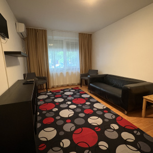 Apartament 3 Camere Aparatorii Patriei - Decomandat -Metrou