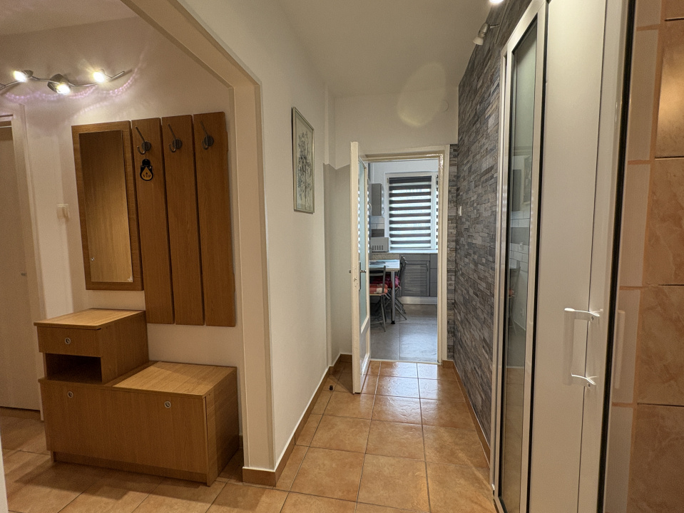 Metrou Dristor - Baba Novac / 2 Camere Decomandat / Balcon