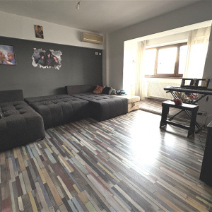 Apartament 4 camere Dristor Bloc 1998 95 Mp 2 Bai Centrala Renovat