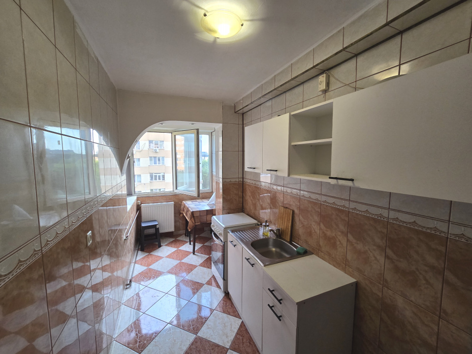 Apartament 2 camere Crangasi Constructorilor 47mp balcon metrou