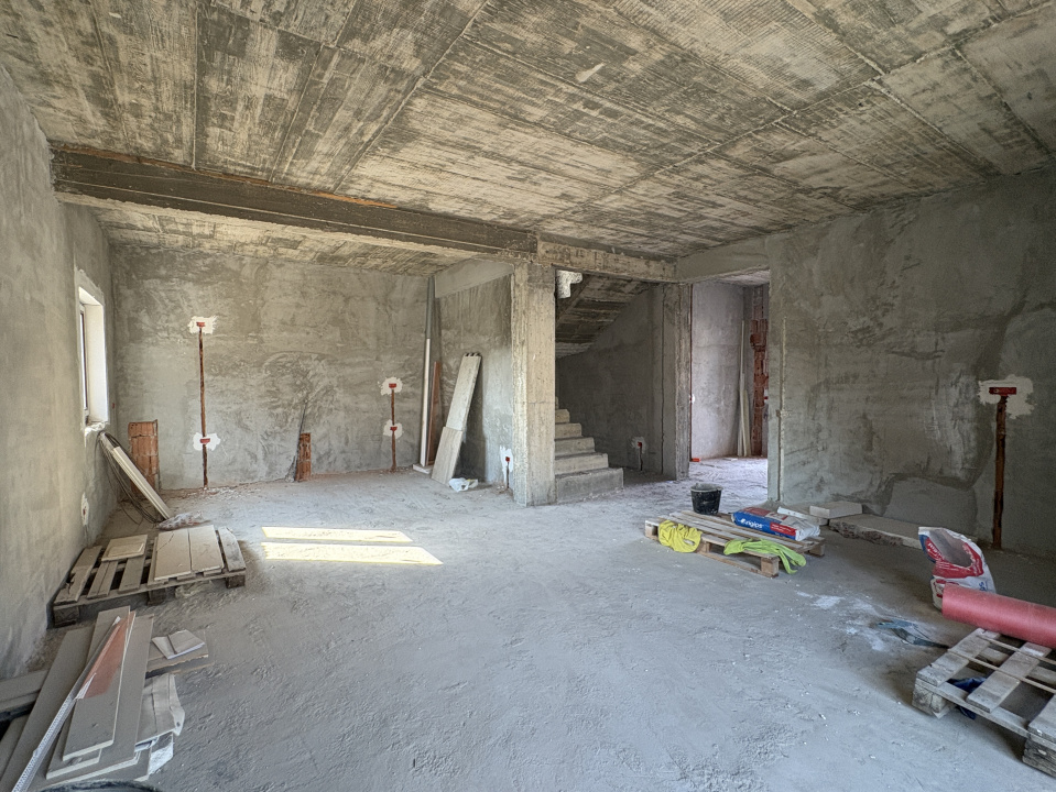 Vila individuala 5 camere Dobroesti | 185 mp 3 Bai | Curte 324 mp Parcare