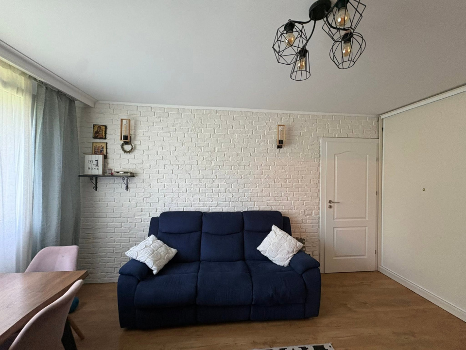 Apartament 3 camere Lujerului Militari etaj 1 renovat metrou bloc izolat
