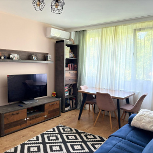 Apartament 3 camere Lujerului Militari etaj 1 renovat metrou bloc izolat