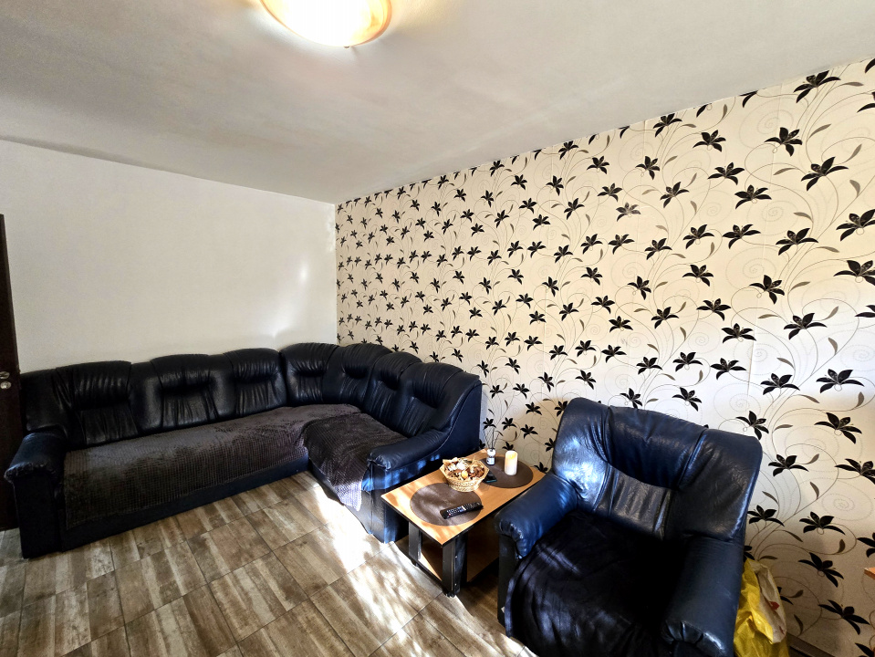 Apartament 3 camere decomandat Soseaua Salaj Petre Paun 2 bai 66.11 mp mobilat 