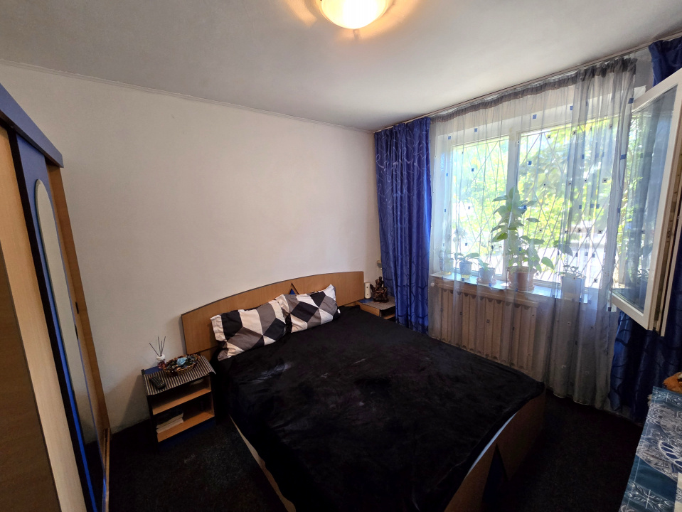Apartament 3 camere decomandat Soseaua Salaj Petre Paun 2 bai 66.11 mp mobilat 