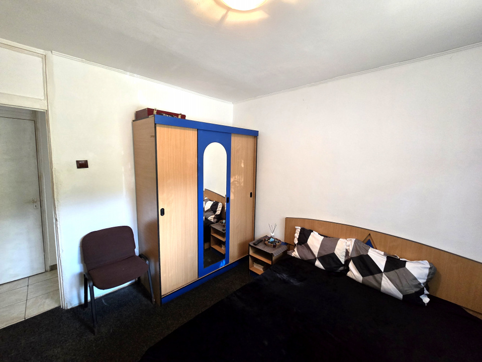 Apartament 3 camere decomandat Soseaua Salaj Petre Paun 2 bai 66.11 mp mobilat 