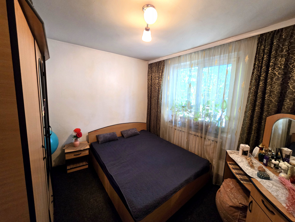 Apartament 3 camere decomandat Soseaua Salaj Petre Paun 2 bai 66.11 mp mobilat 