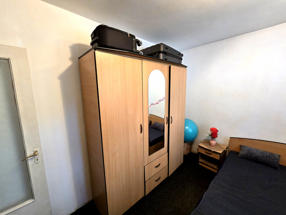 Apartament 3 camere decomandat Soseaua Salaj Petre Paun 2 bai 66.11 mp mobilat 