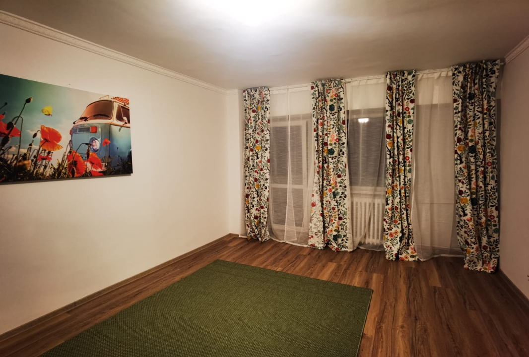 Garsoniera Aparatorii Patriei 4 min metrou 41 mp decomandata etaj 4