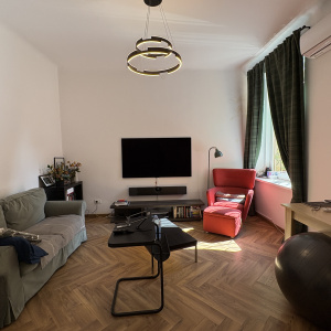 Apartament 2 camere Ultracentral | str Timpului | 58 mp | 2 Bai | Pivnita | Pod