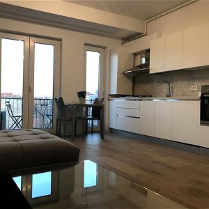 Casa Poporului - Uranus | 2 Camere | Centrala | Balcon | 2018