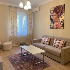 Basarabia-Arena Nationala / Apartament 2 Camere / Decomandat / Metrou